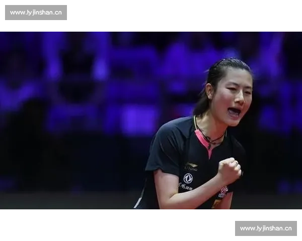 心痛！昔日积分霸主跌出前列，老粉丝泪洒赛场