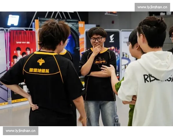 电竞史诗级时刻重现，这些操作让你热血沸腾！