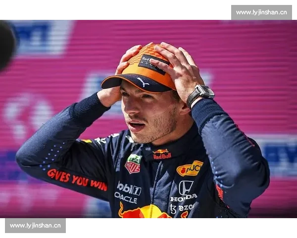 维斯塔潘统治力再现，F1新加坡站领奖台时刻，谁能撼动