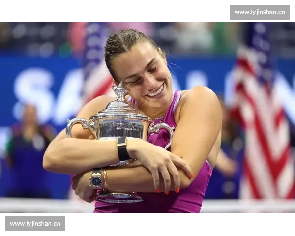 美网冲刺!历年经典奖杯回顾,致敬那些年我们追过的球星