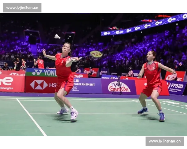 梦想成真!小将激动落泪,圆梦羽毛球世锦赛冠军 梦想成真!小将激动落泪,圆梦羽毛球世锦赛冠军